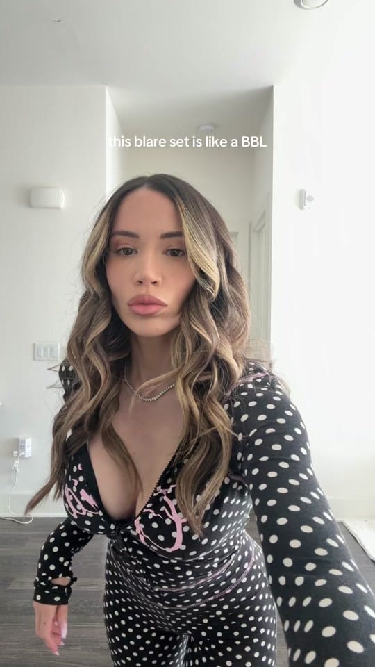 Post 1 by Sydney Montana on TikTok (video)