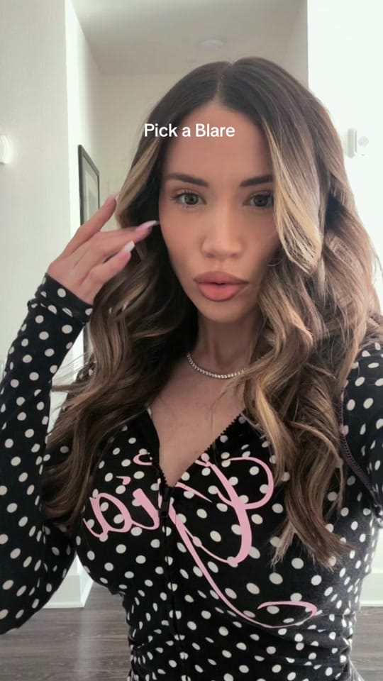 Post 2 by Sydney Montana on TikTok (video)