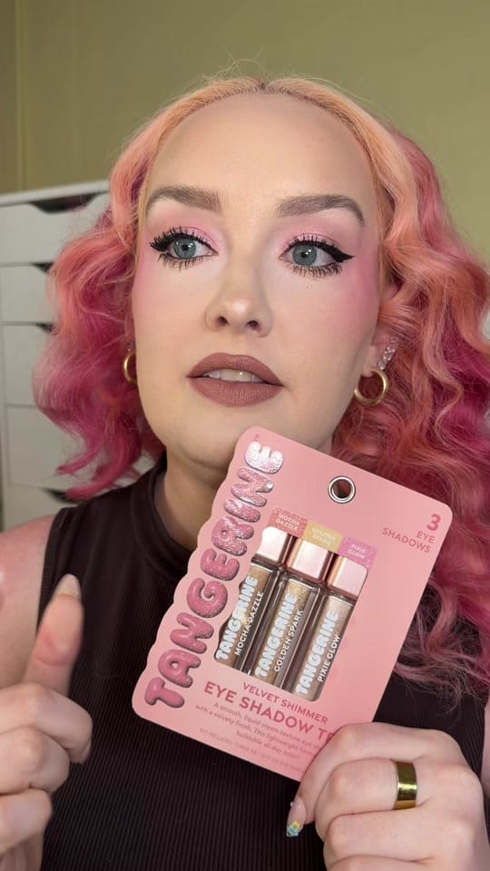 Post 8 by Sydney Woll on TikTok (video)