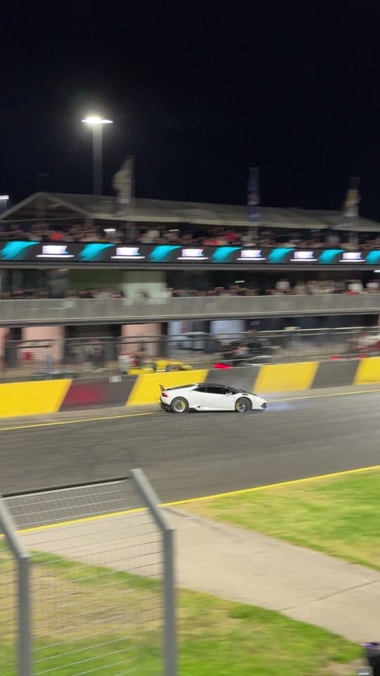 Post 10 by Setho’s photography on TikTok (video)