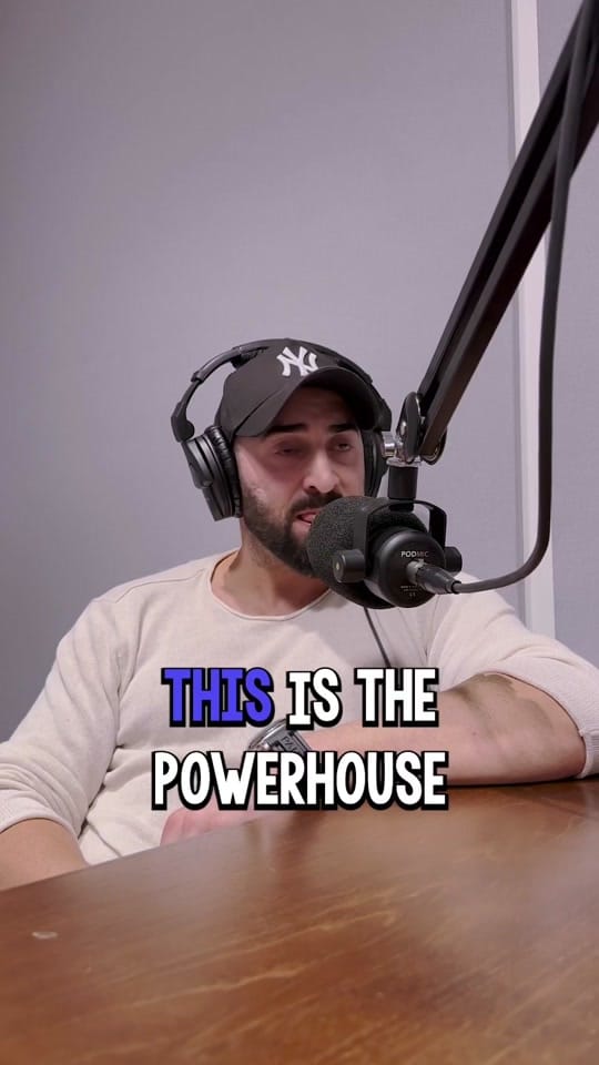 Post 4 by Luke Lavidis on TikTok (video)