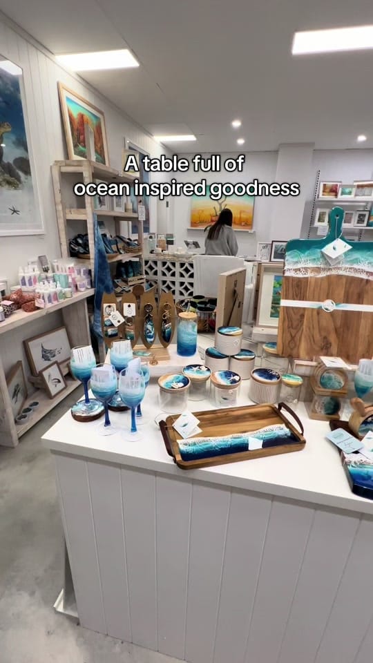 Post 2 by Inkling Resin Art on TikTok (video)