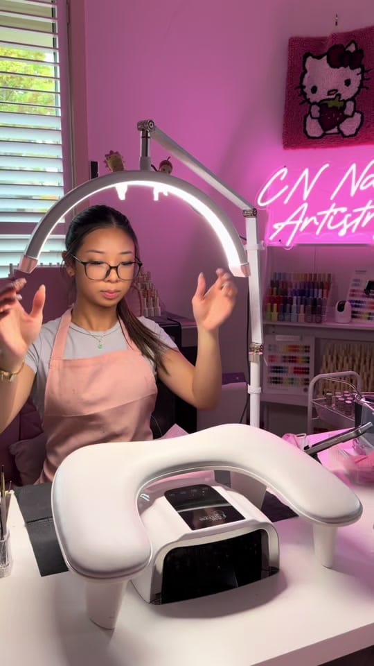 Post 8 by CN NAIL ARTISTRY on TikTok (video)