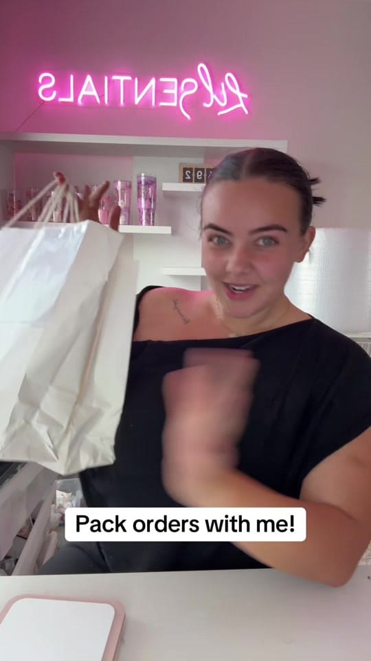 Post 7 by Lili • LILSENTIALS on TikTok (video)