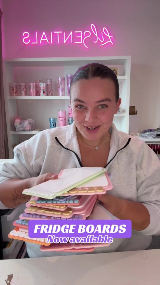 Post 10 by Lili • LILSENTIALS on TikTok (video)