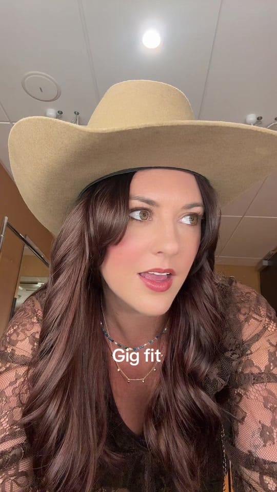 Post 4 by Taylor Moss on TikTok (video)