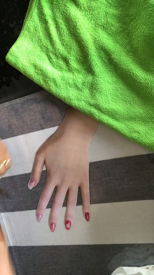 Post 8 by HeenaByZeena on TikTok (video)