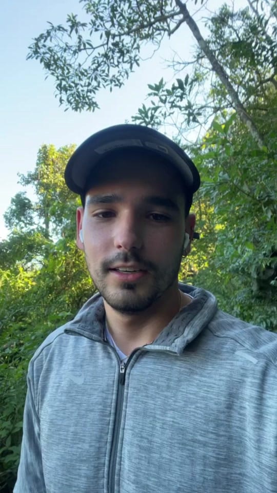 Post 10 by SANTIAGO POSADA P. on TikTok (video)