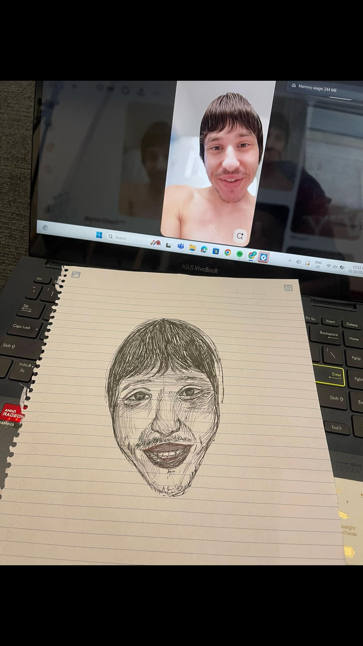 Post 6 by linnielikesart on TikTok (video)