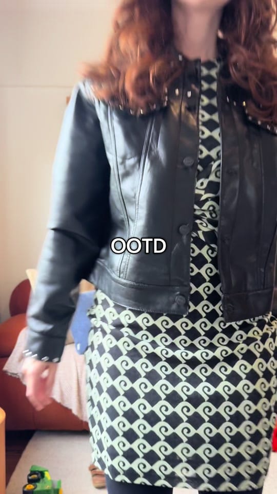Post 4 by Minna Gilligan on TikTok (video)