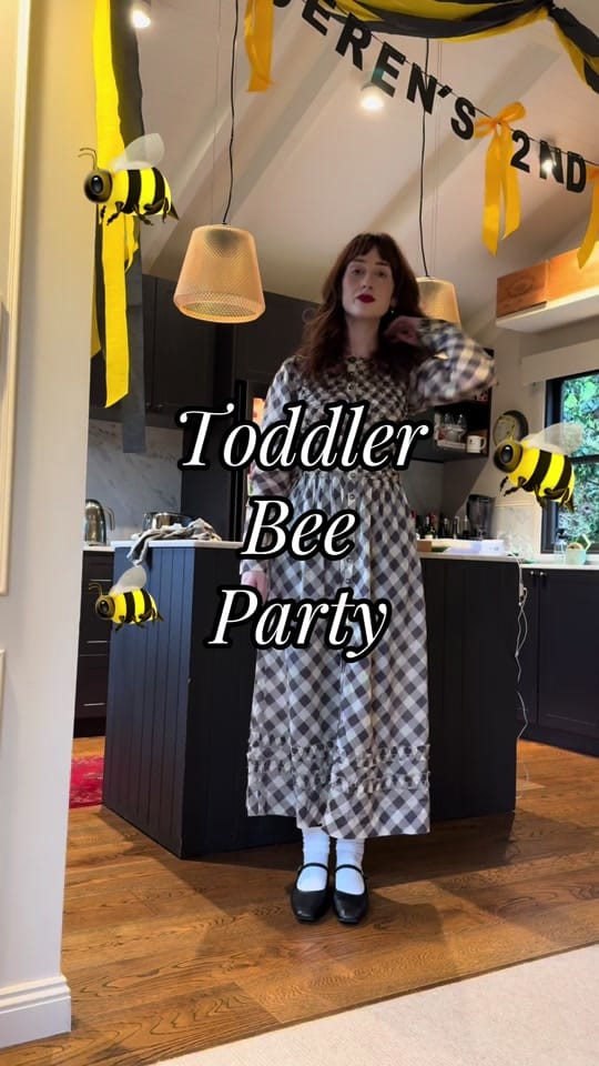 Post 2 by Minna Gilligan on TikTok (video)