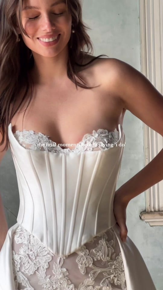 Post 6 by jeunebridal on TikTok (video)