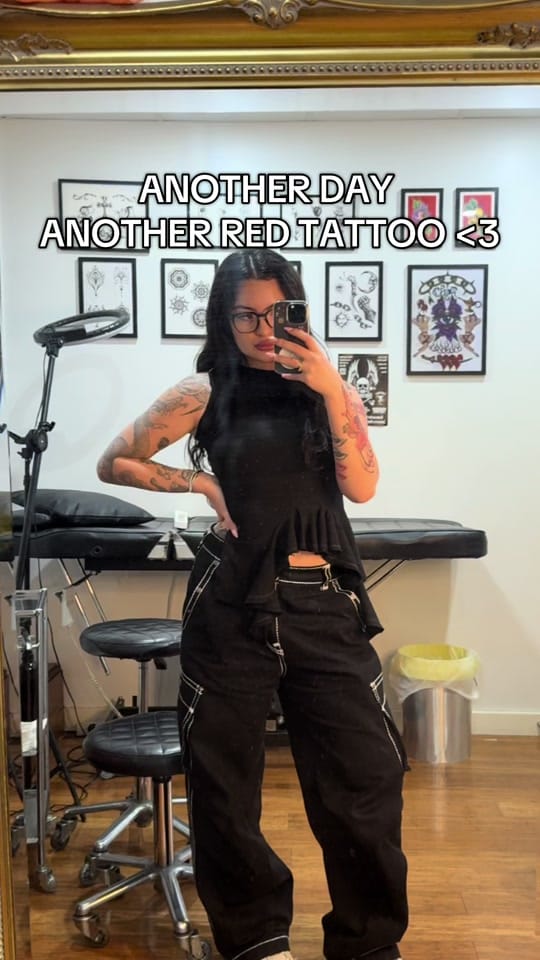 Post 4 by Ella Loekito on TikTok (video)