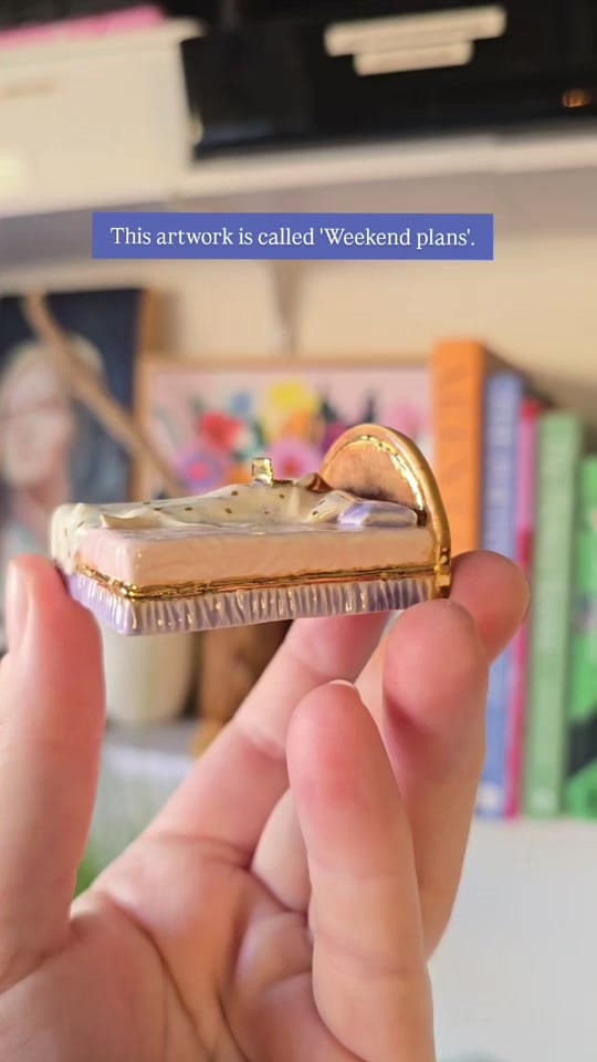 Post 7 by Ashlee Bennett - Artist on TikTok (video)