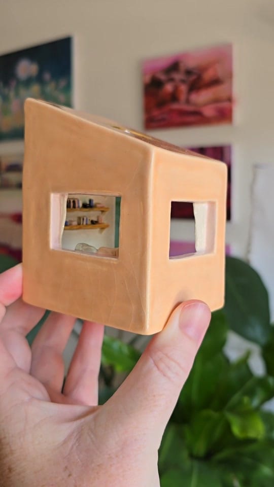 Post 10 by Ashlee Bennett - Artist on TikTok (video)
