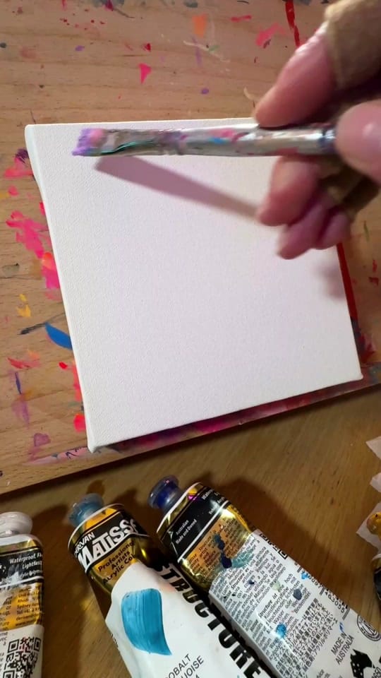 Post 5 by Sezza on TikTok (video)