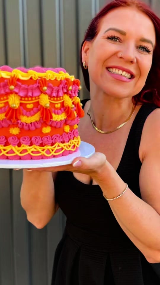 Post 10 by cakes.by.si on TikTok (video)