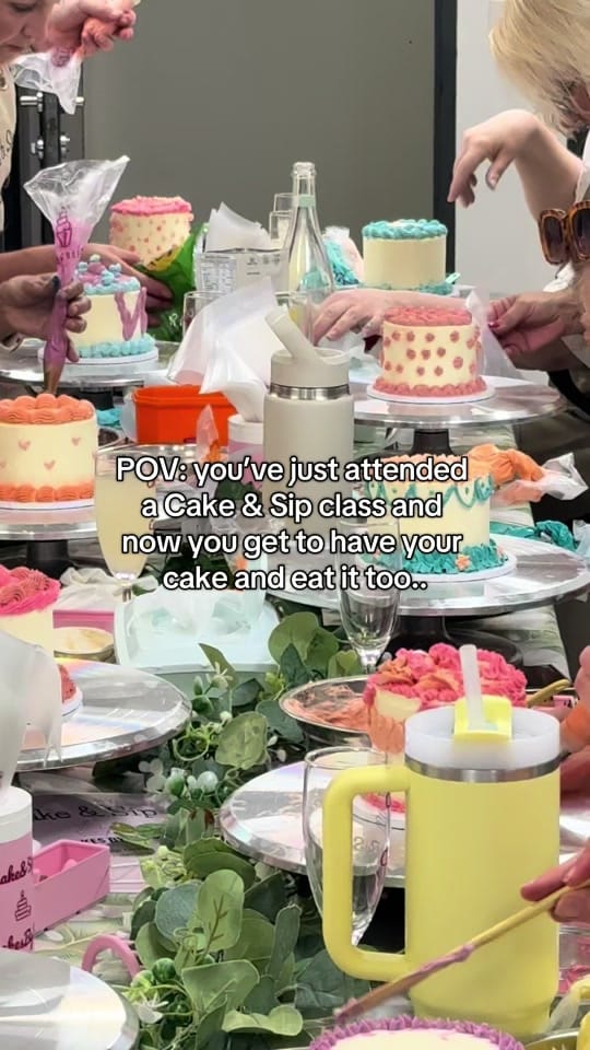 Post 9 by cakes.by.si on TikTok (video)
