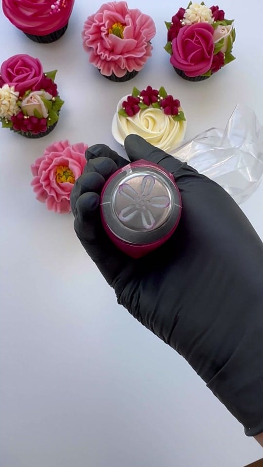 Post 8 by Cakestone on TikTok (video)