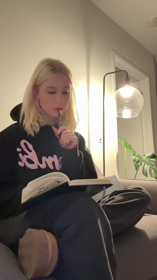 Post 10 by Fran on TikTok (video)