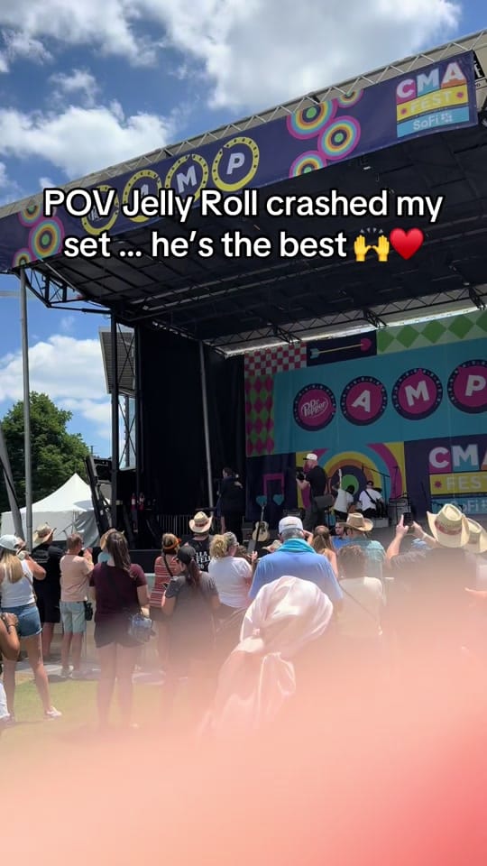Post 4 by Kaylee Bell on TikTok (video)