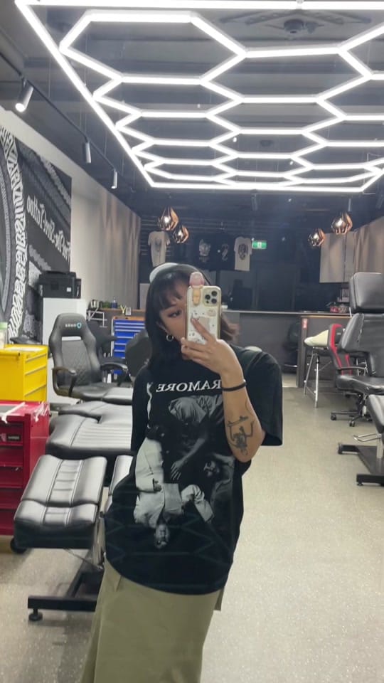 Post 2 by 7ina on TikTok (video)