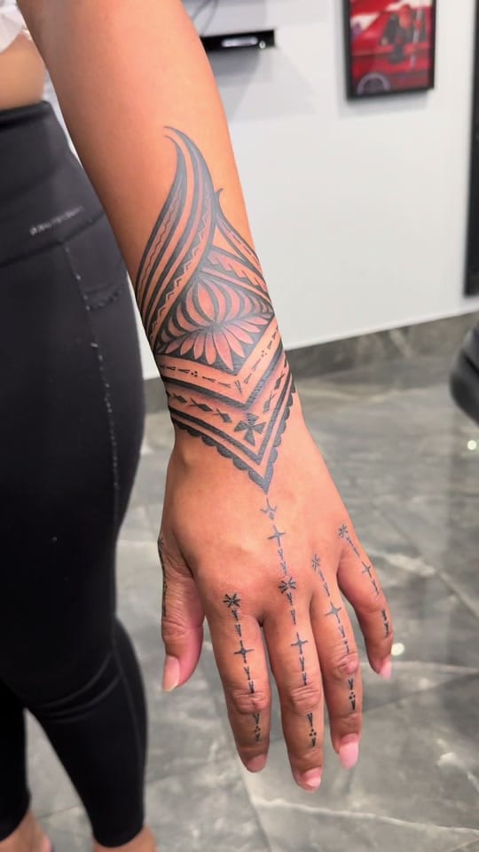 Post 5 by Popz_ink on TikTok (video)