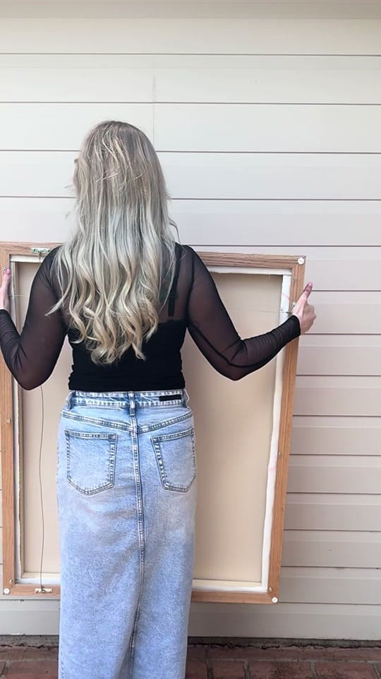 Post 3 by Shannon Berg Artist on TikTok (video)