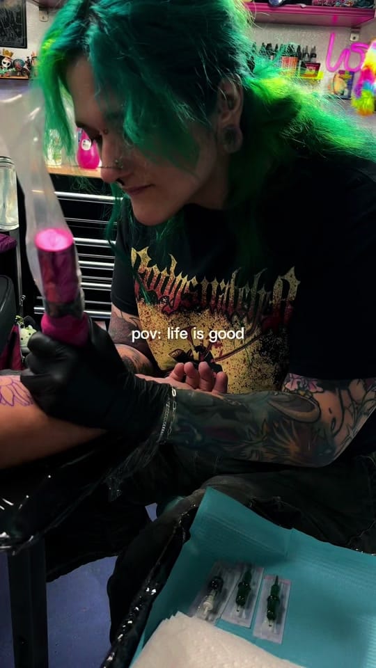 Post 1 by Eliza on TikTok (video)