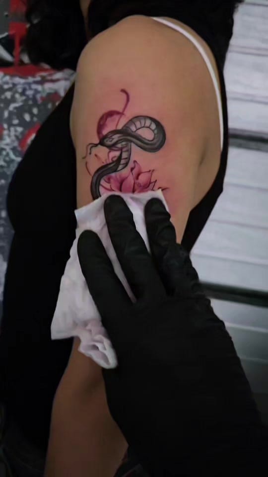 Post 5 by artistplatinumtattoo&piercing on TikTok (video)