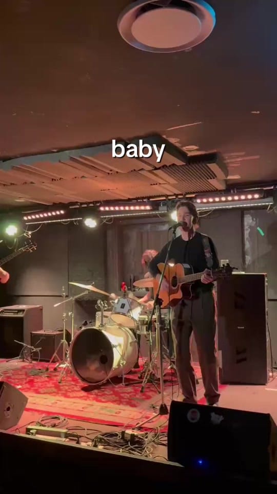 Post 1 by Luke Kelly on TikTok (video)