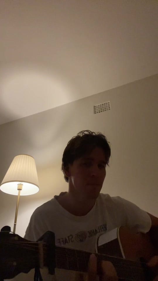 Post 6 by Luke Kelly on TikTok (video)