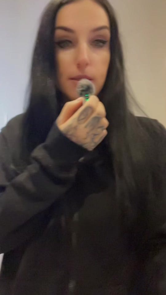 Post 2 by Brushmeharder on TikTok (video)