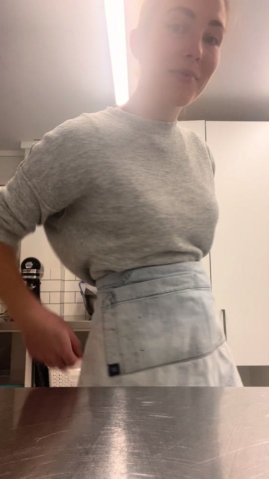 Post 4 by Eliza - Copper Fork Cakes on TikTok (video)