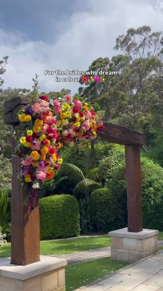 Post 6 by Nonie’s Floristry on TikTok (video)