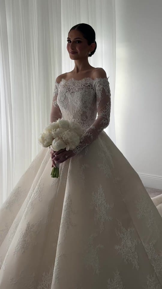 Post 3 by Salt Atelier Wedding on TikTok (video)