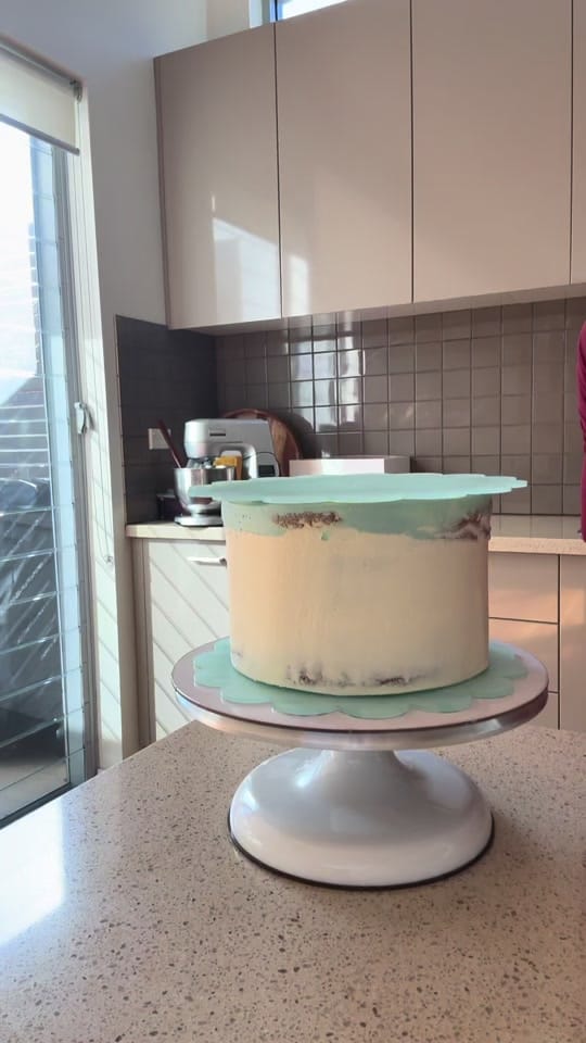 Post 10 by Lushcups Sydney wedding cakes on TikTok (video)