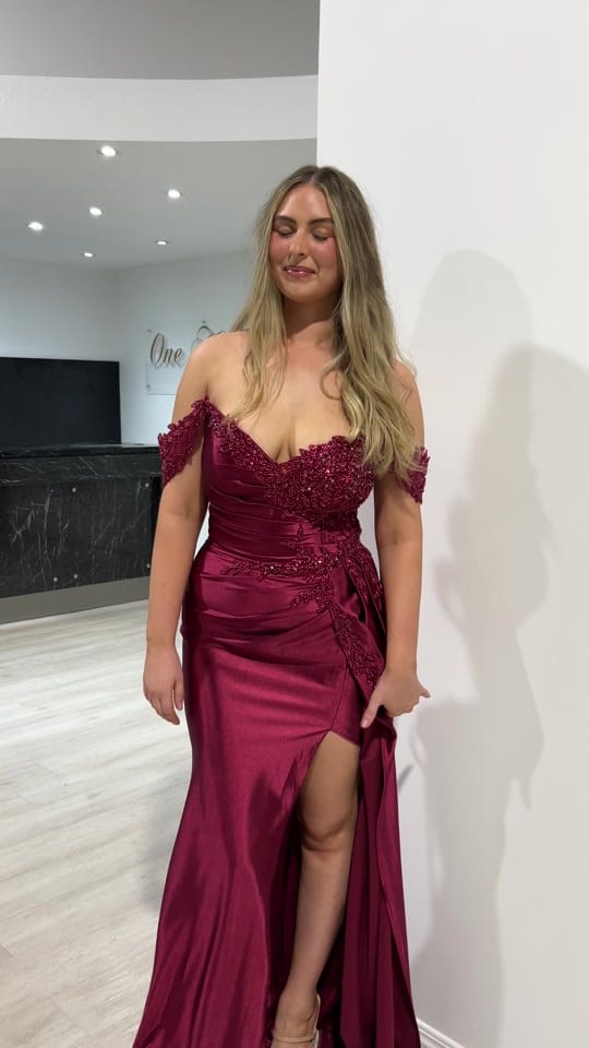 Post 6 by One Honey Prom Formal Dresses on TikTok (video)