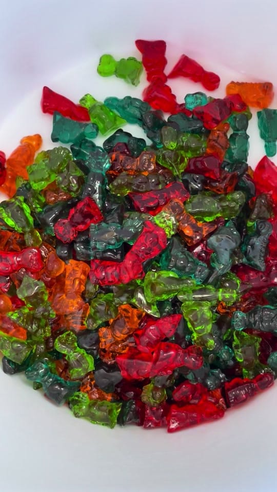Post 7 by Sweetie Mail Aussie Lolly Shop on TikTok (video)