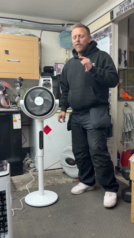 Post 6 by Custom Body Repair on TikTok (video)