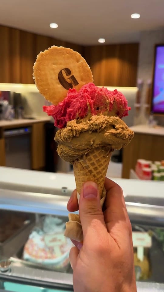 Post 6 by gelatissimogelato on TikTok (video)