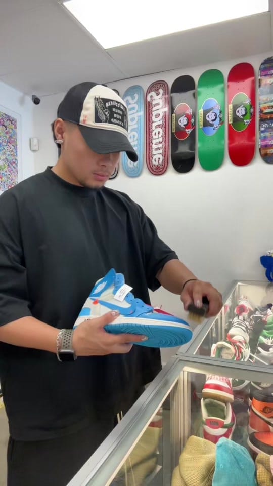 Post 8 by HEAD2SOLE on TikTok (video)