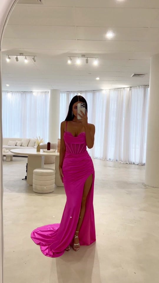 Post 8 by Noodz Boutique on TikTok (video)
