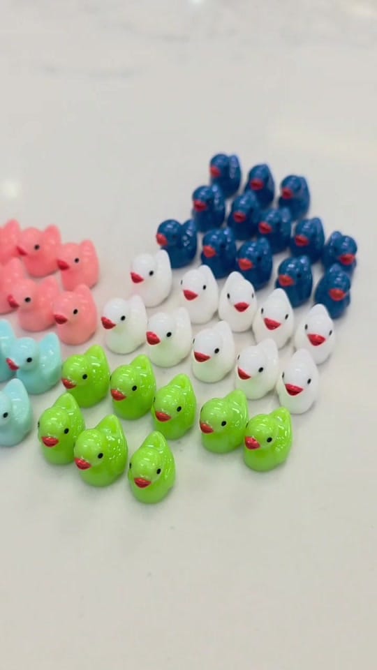 Post 2 by Scoopi Slimes on TikTok (video)
