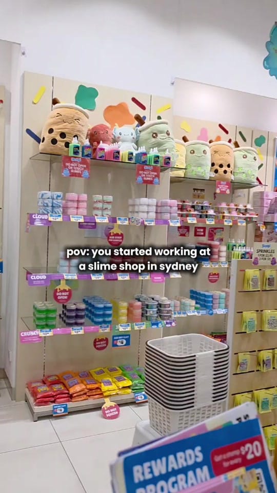 Post 1 by Scoopi Slimes on TikTok (video)