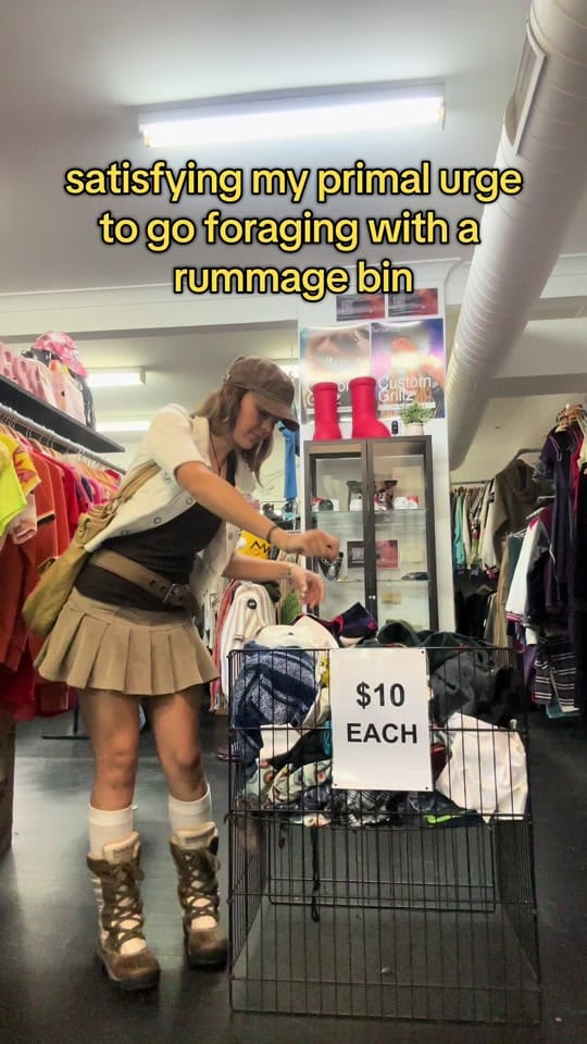 Post 7 by Y3K Store on TikTok (video)