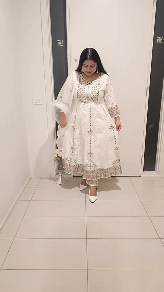 Post 5 by WomensArenaInAustralia on TikTok (video)