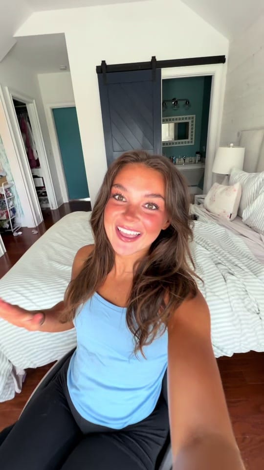 Post 4 by Syd on TikTok (video)