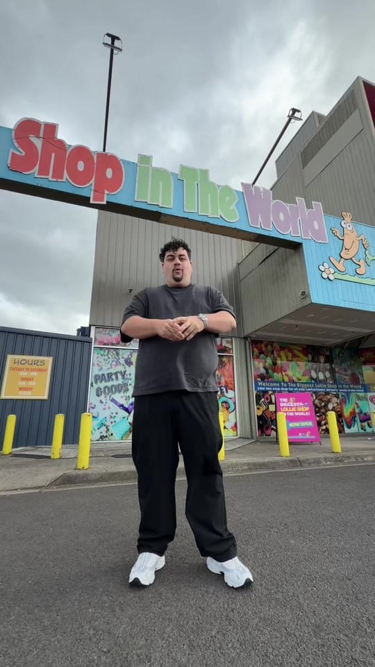 Post 2 by The Biggest Lollie Shop on TikTok (video)