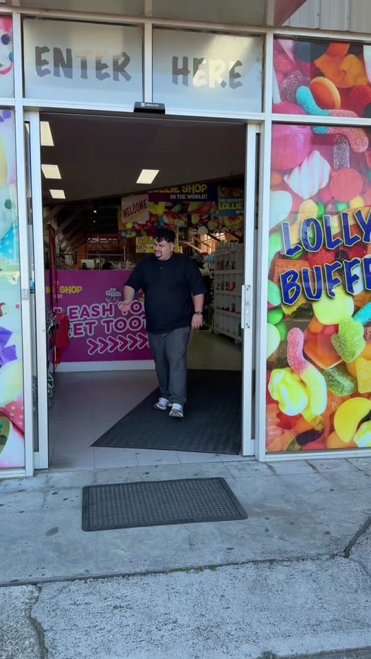 Post 5 by The Biggest Lollie Shop on TikTok (video)